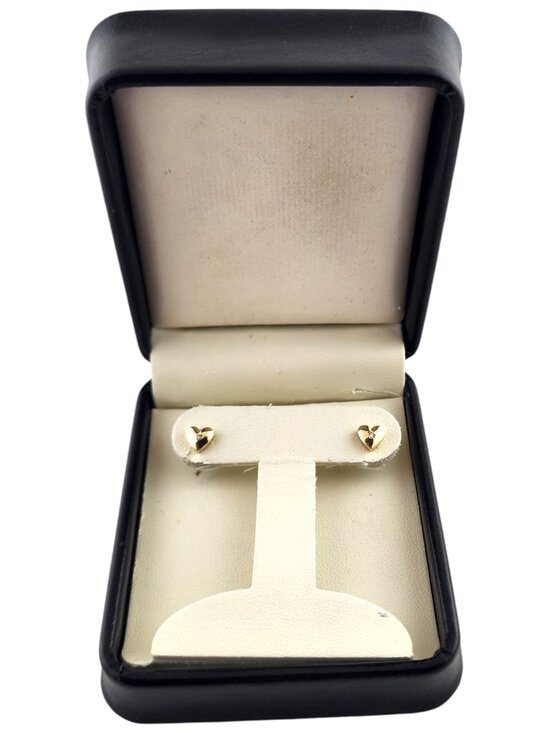14 Karat Yellow Gold Diamond Heart Stud Earrings #19178